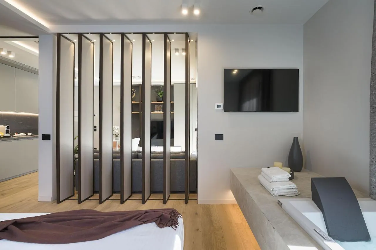 Aera Luxury Suites By Wonderful Italy Catania 0*,